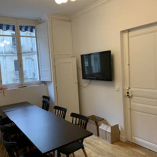 Bureau privé 22 m² 5 postes Location bureau Rue d'Amsterdam Paris 75008 - photo 4